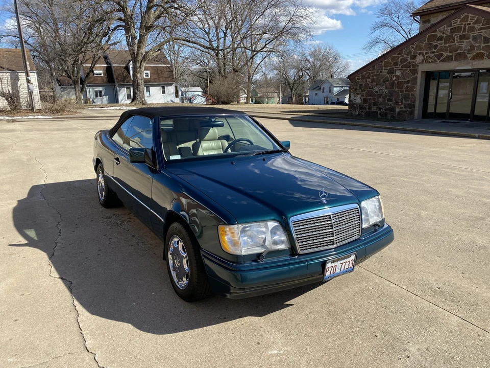 1995 Mercedes-Benz W124 E-Class - Image 24 of 31