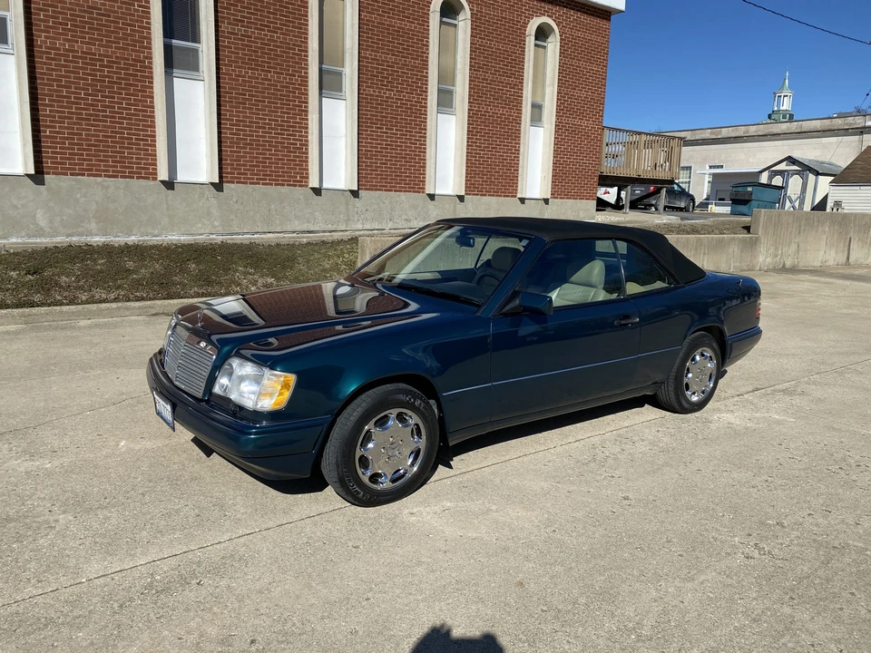 1995 Mercedes-Benz W124 E-Class - Image 28 of 31