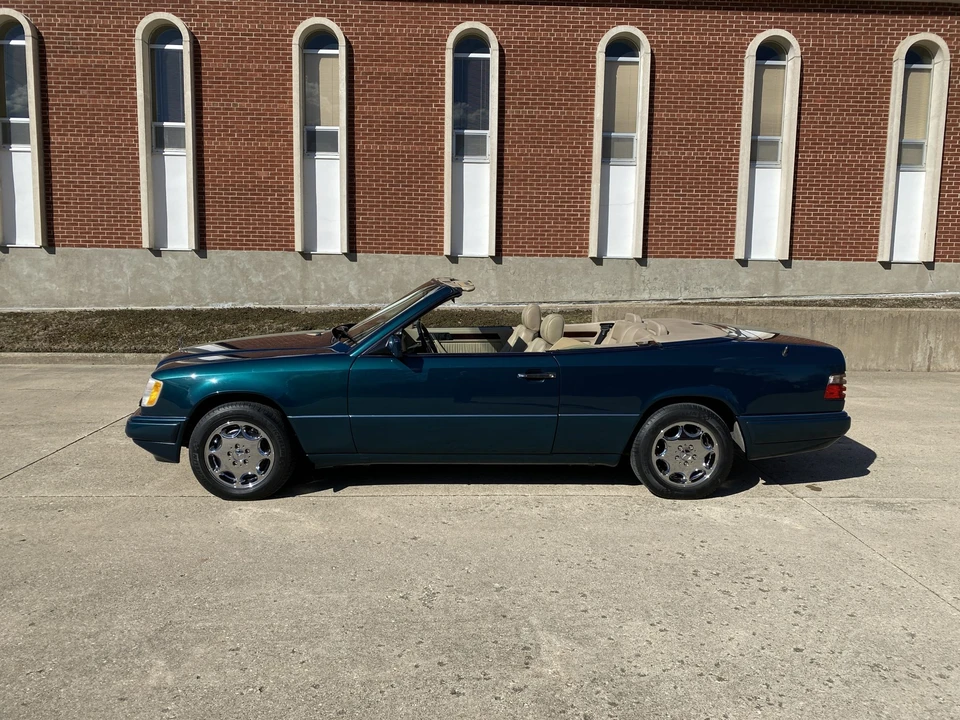 1995 Mercedes-Benz W124 E-Class - Image 6 of 31