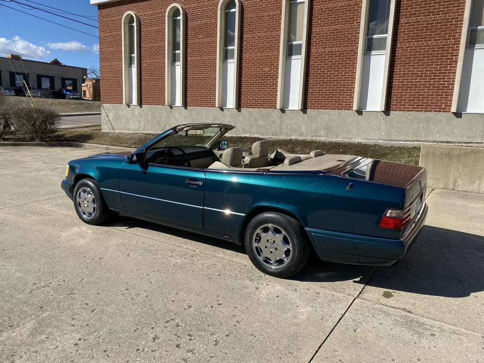 1995 Mercedes-Benz W124 E-Class - Image 7 of 31
