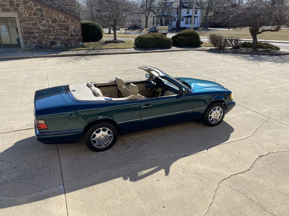 1995 Mercedes-Benz W124 E-Class - Image 17 of 31