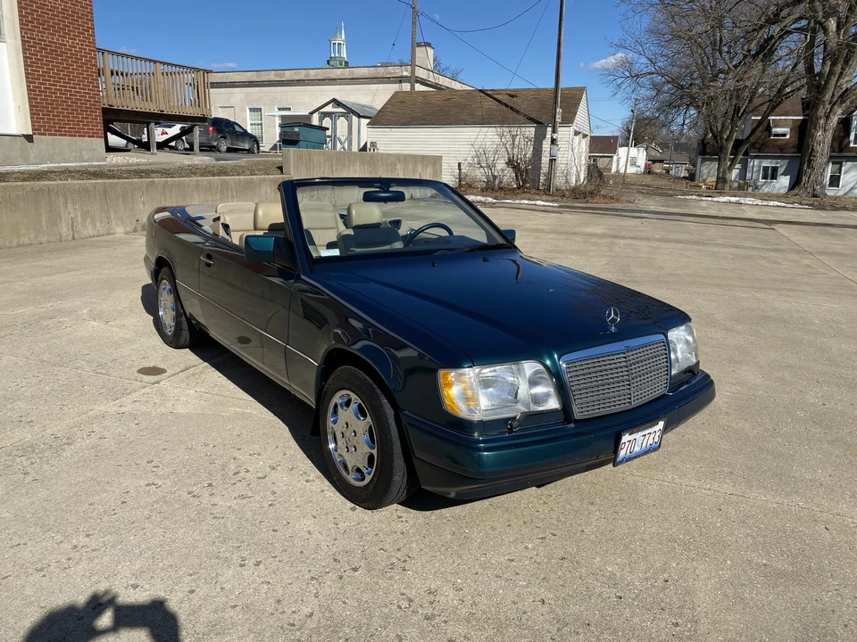 1995 Mercedes-Benz W124 E-Class - Image 15 of 31