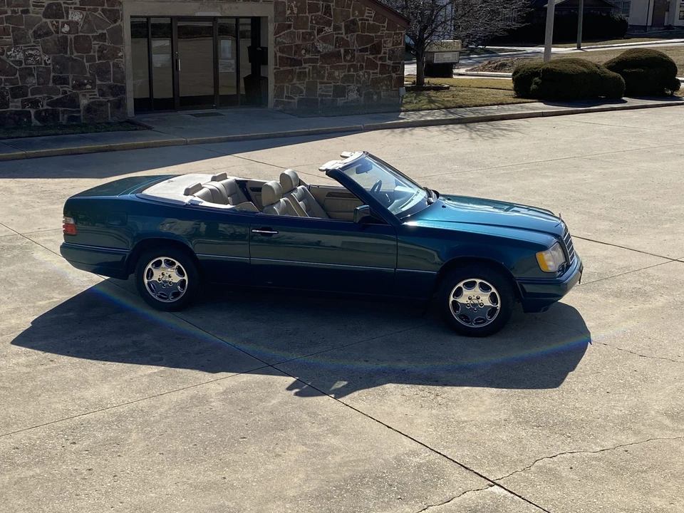 1995 Mercedes-Benz W124 E-Class - Image 18 of 31