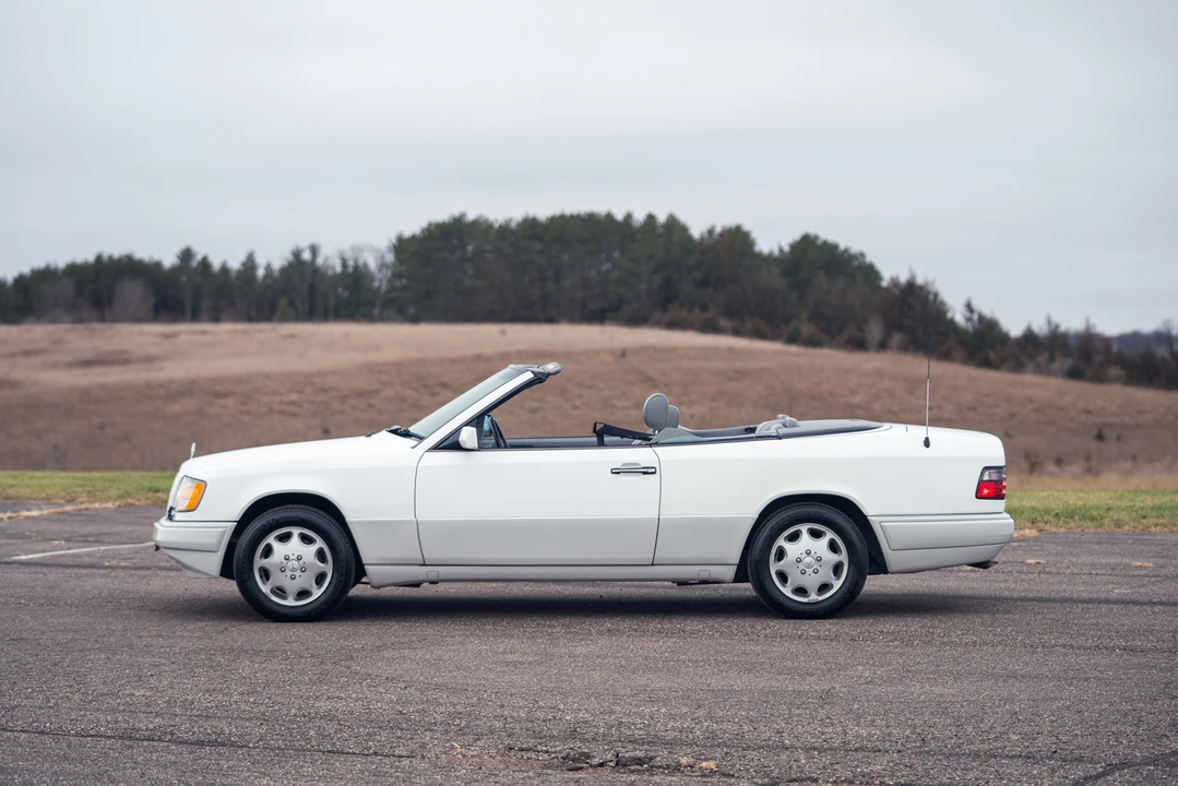 1995 Mercedes-Benz W124 E-Class - Image 19 of 31