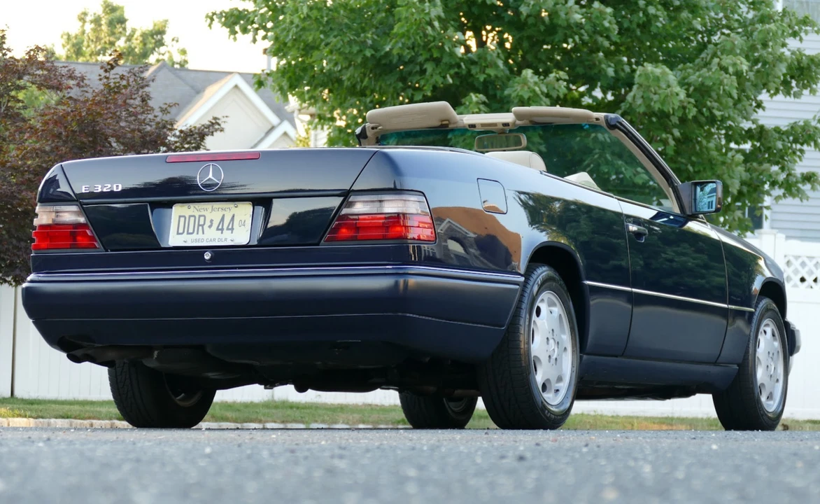 1995 Mercedes-Benz W124 E-Class - Image 19 of 31