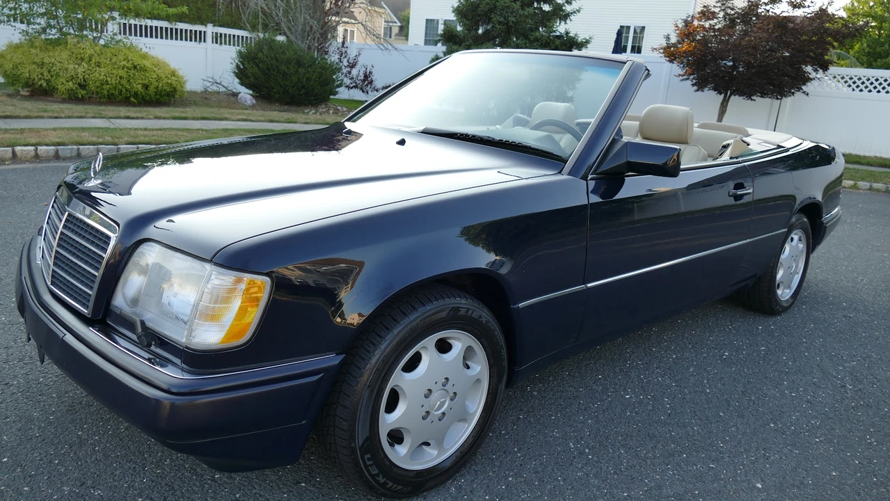 1995 Mercedes-Benz W124 E-Class - Image 14 of 31