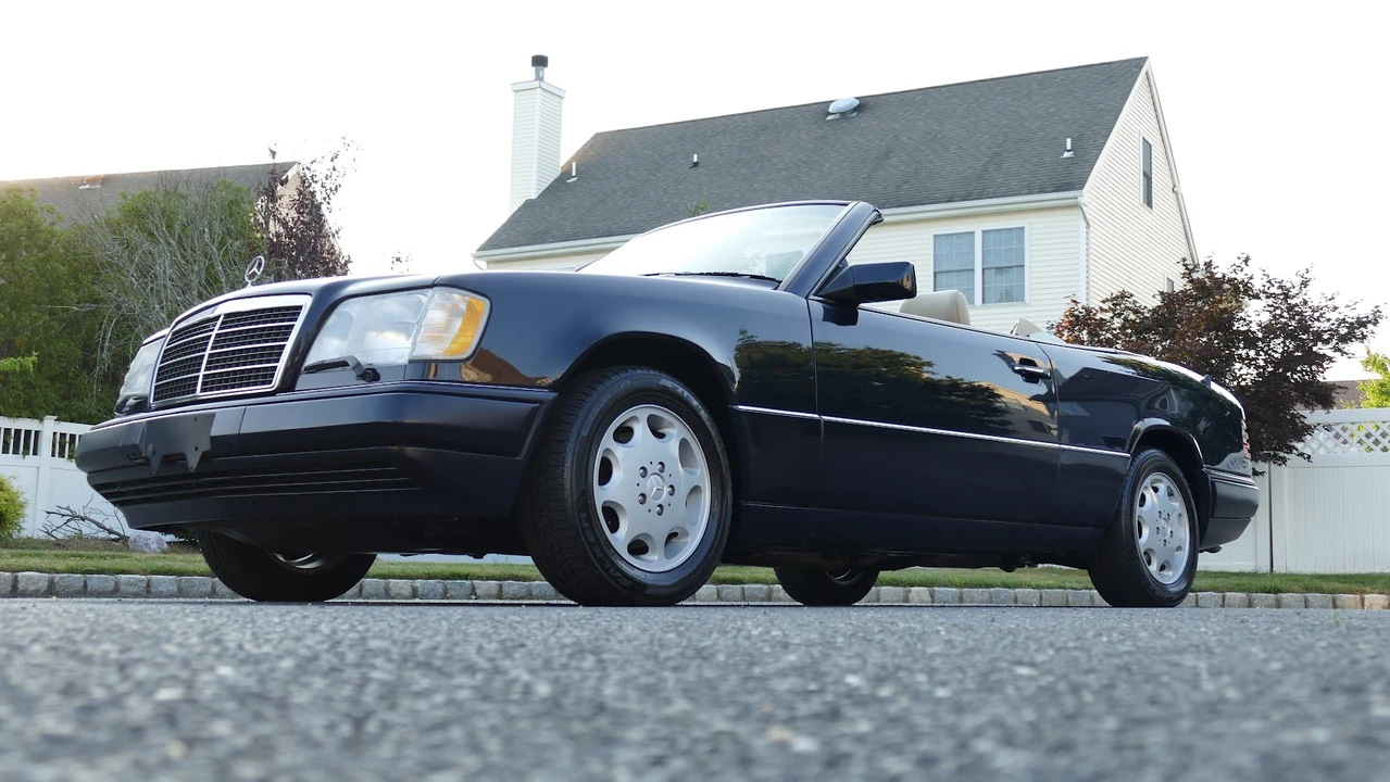 1995 Mercedes-Benz W124 E-Class - Image 13 of 31