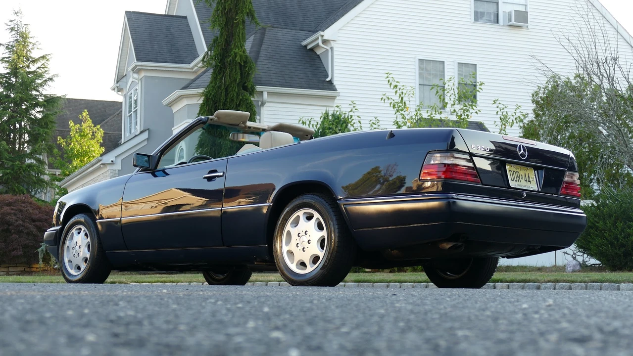 1995 Mercedes-Benz W124 E-Class - Image 18 of 31