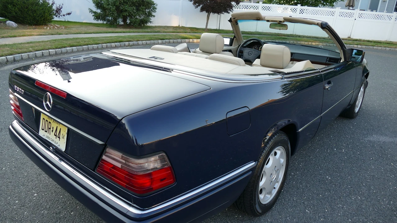 1995 Mercedes-Benz W124 E-Class - Image 20 of 31