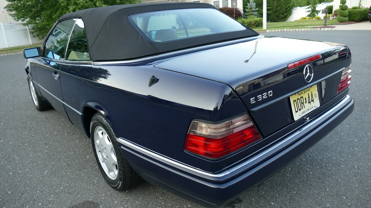 1995 Mercedes-Benz W124 E-Class - Image 7 of 31