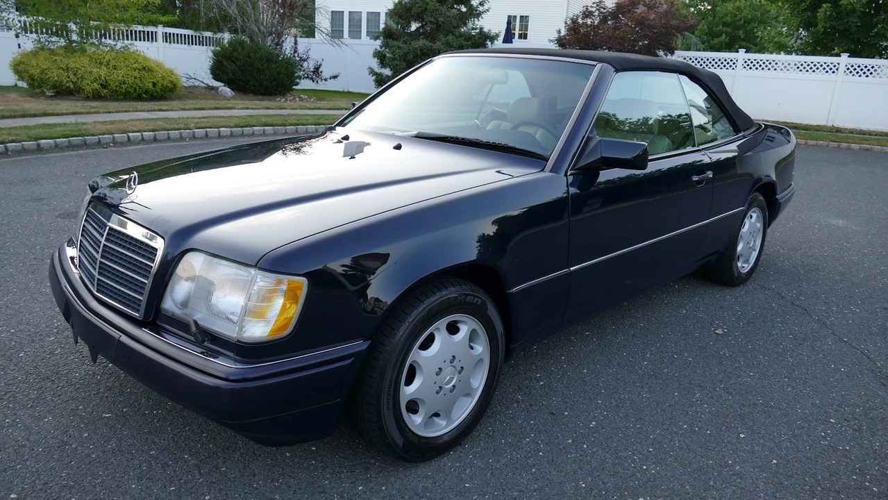1995 Mercedes-Benz W124 E-Class - Image 4 of 31