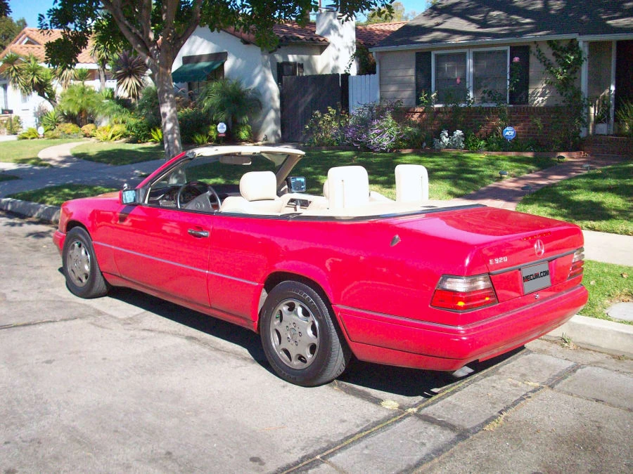 1995 Mercedes-Benz W124 E-Class - Image 3 of 10