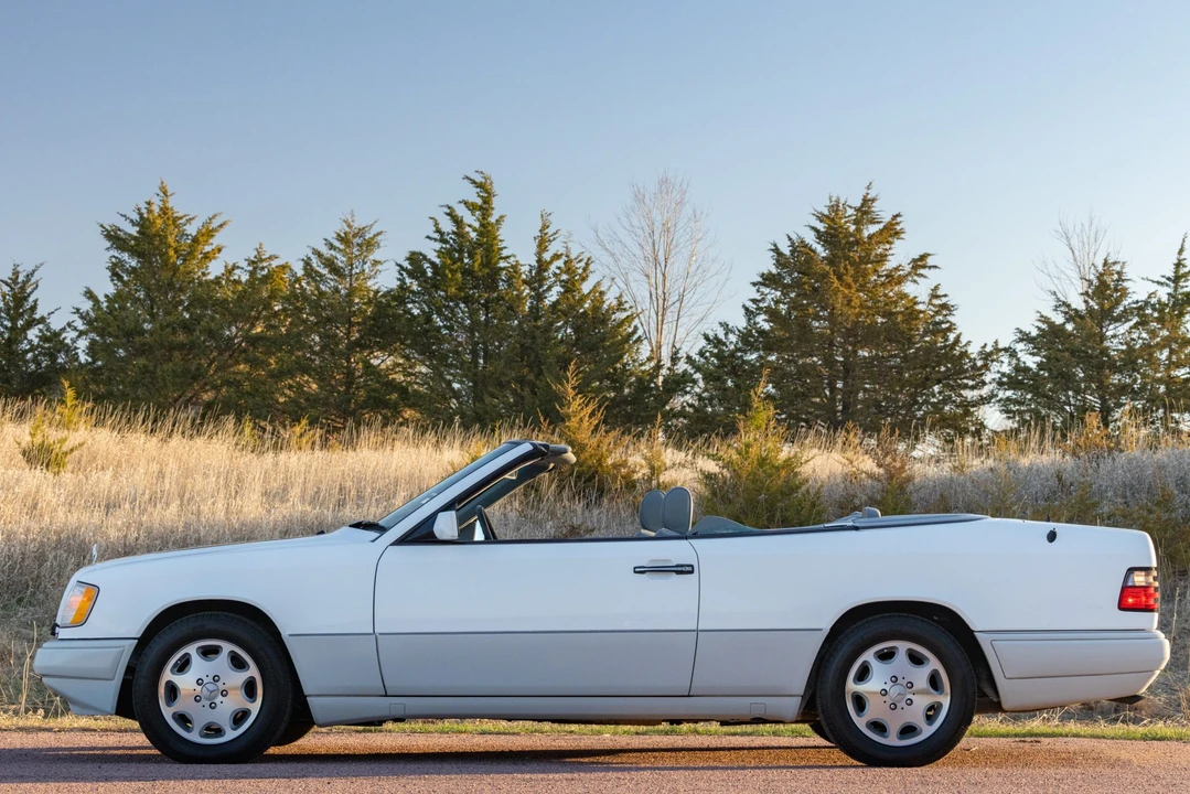 1995 Mercedes-Benz W124 E-Class - Image 7 of 31