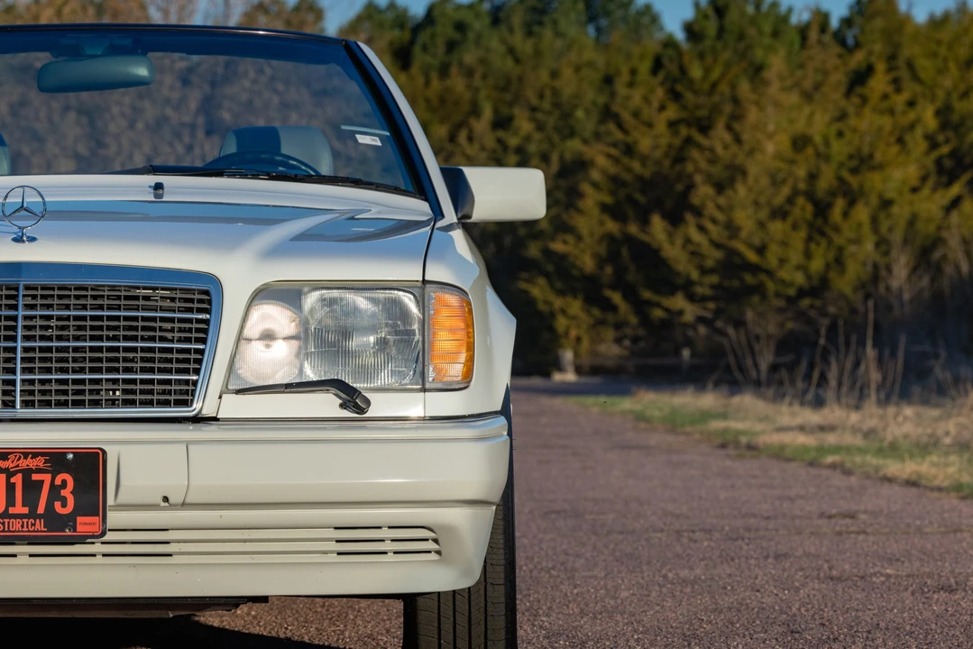 1995 Mercedes-Benz W124 E-Class - Image 29 of 31