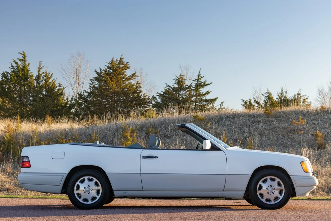 1995 Mercedes-Benz W124 E-Class - Image 19 of 31