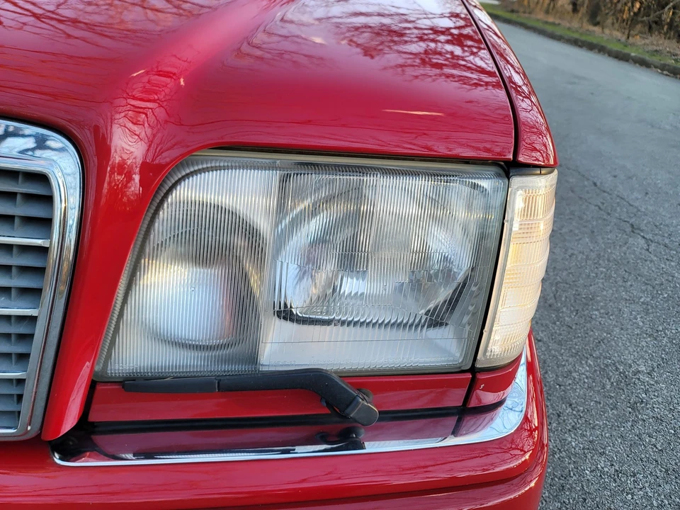 1995 Mercedes-Benz W124 E-Class - Image 19 of 31