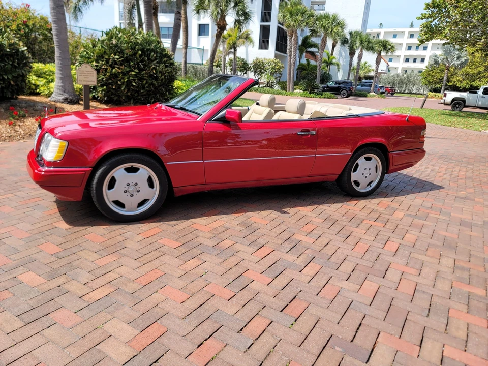 1995 Mercedes-Benz W124 E-Class - Image 10 of 31