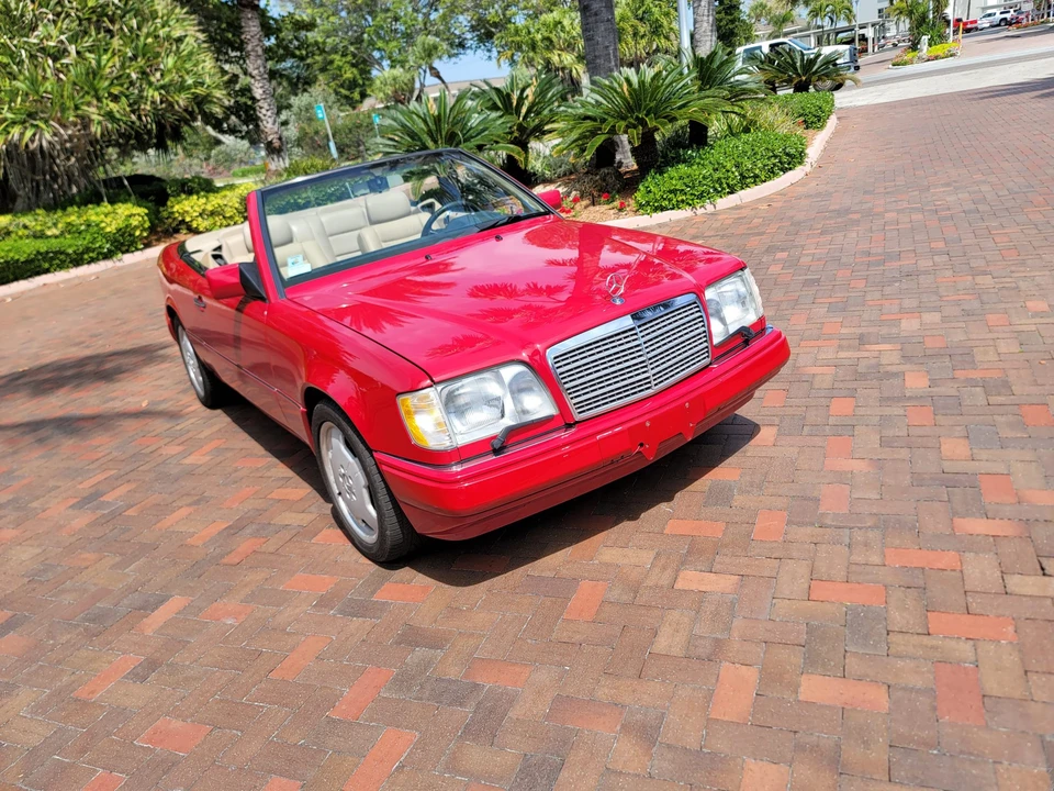 1995 Mercedes-Benz W124 E-Class - Image 8 of 31