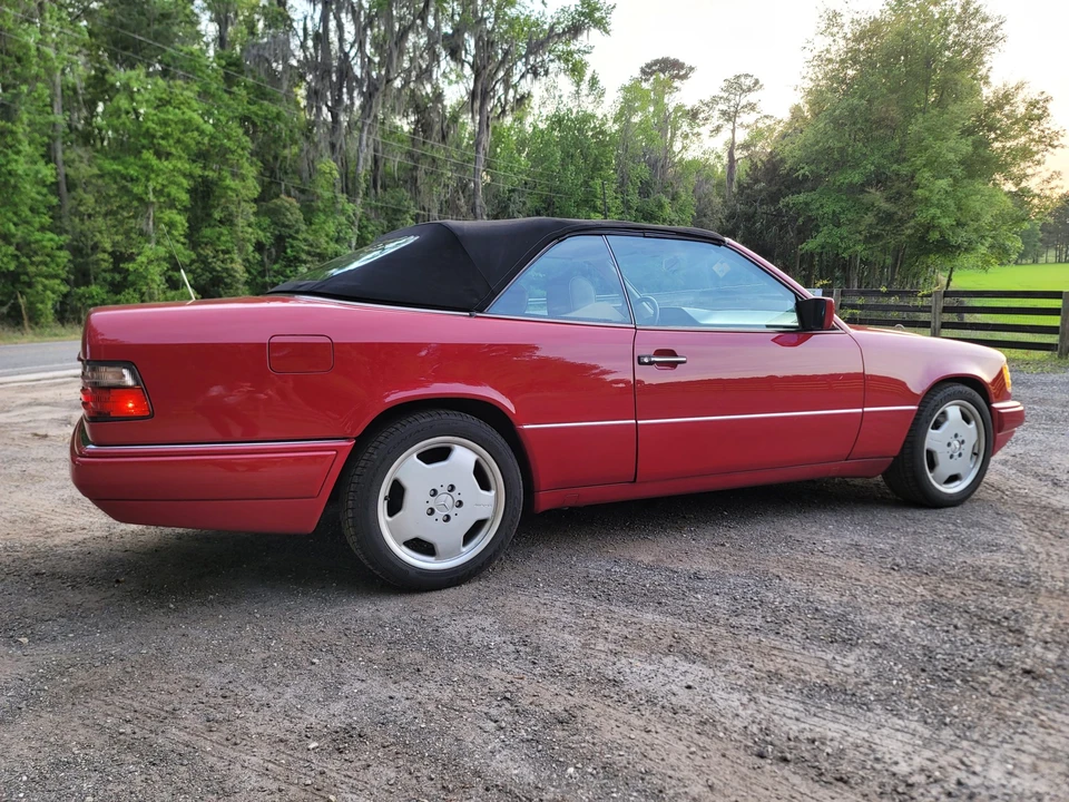 1995 Mercedes-Benz W124 E-Class - Image 14 of 31