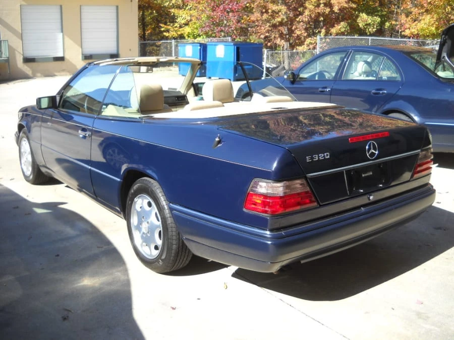 1995 Mercedes-Benz W124 E-Class - Image 3 of 5