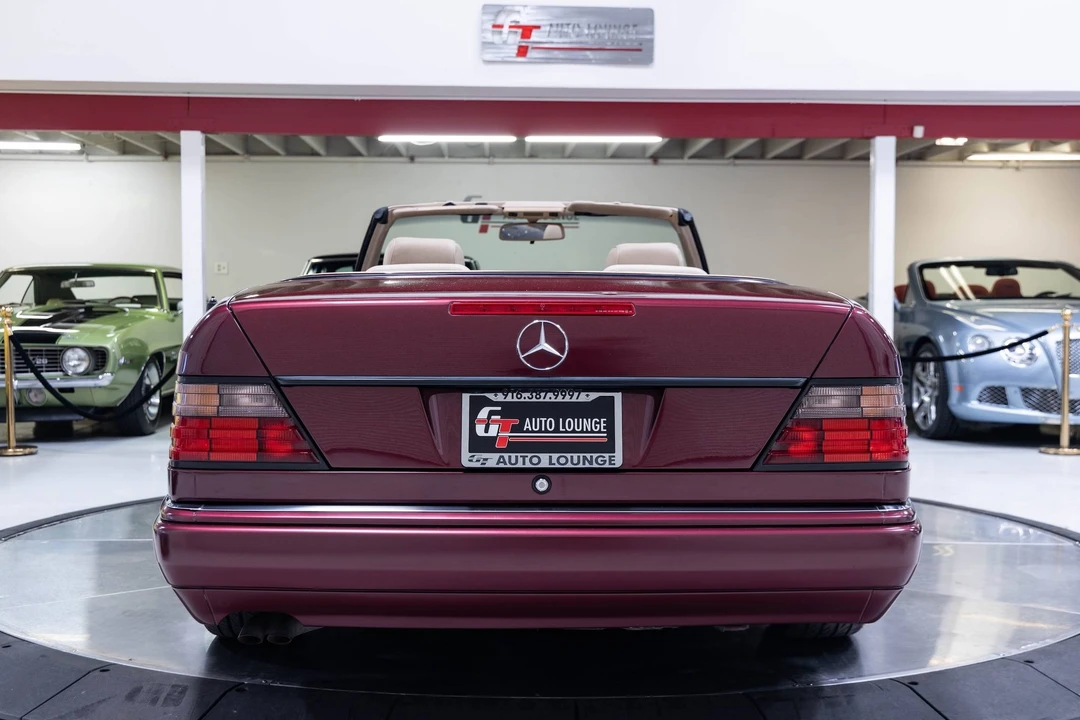 1995 Mercedes-Benz W124 E-Class - Image 29 of 31