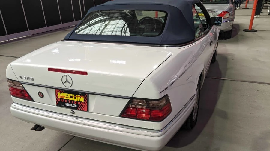 1995 Mercedes-Benz W124 E-Class - Image 3 of 7