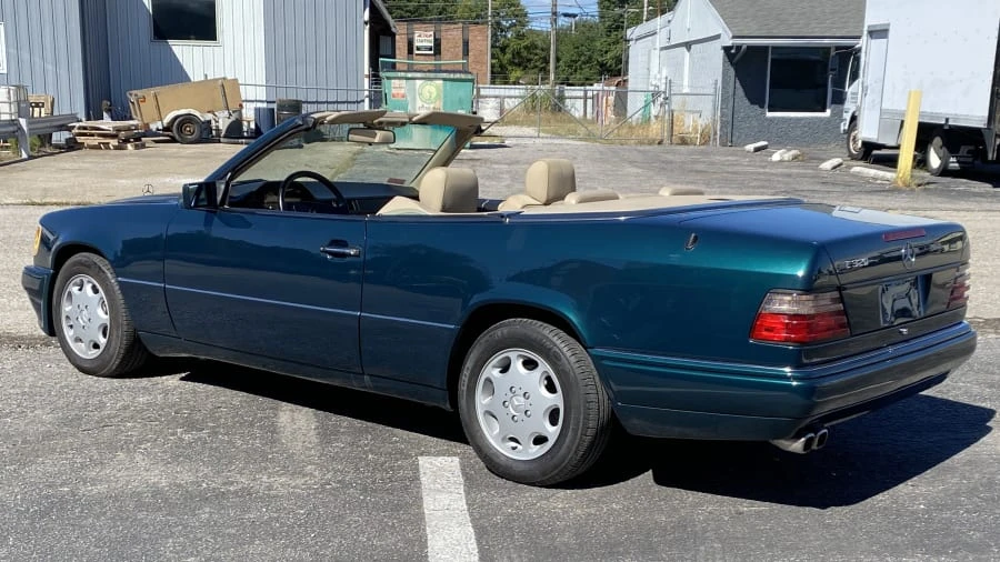 1995 Mercedes-Benz W124 E-Class - Image 3 of 12