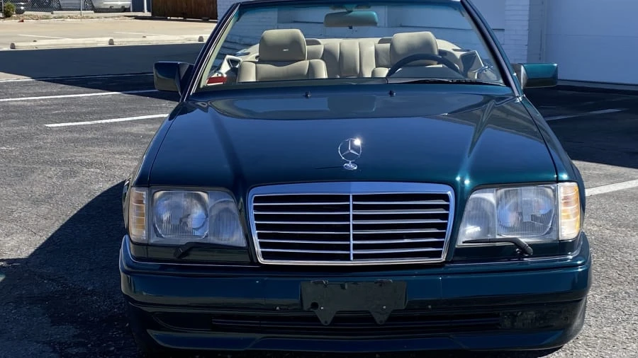 1995 Mercedes-Benz W124 E-Class - Image 9 of 12