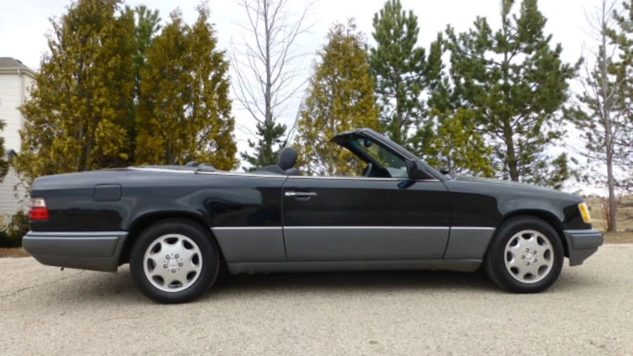 1995 Mercedes-Benz W124 E-Class - Image 2 of 9