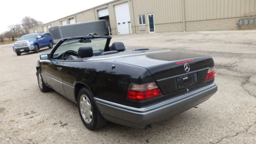 1995 Mercedes-Benz W124 E-Class - Image 7 of 9