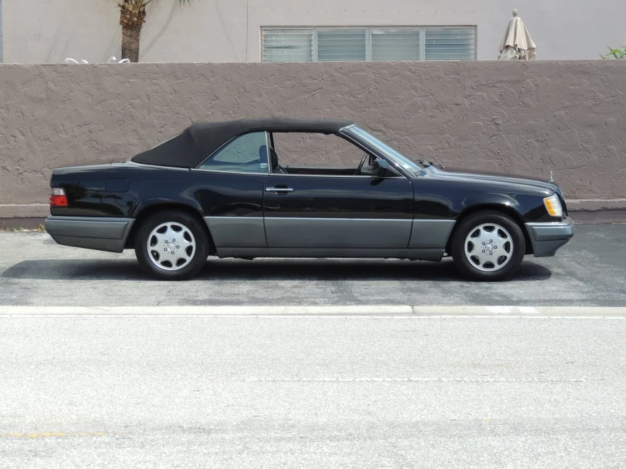 1995 Mercedes-Benz W124 E-Class - Image 11 of 12