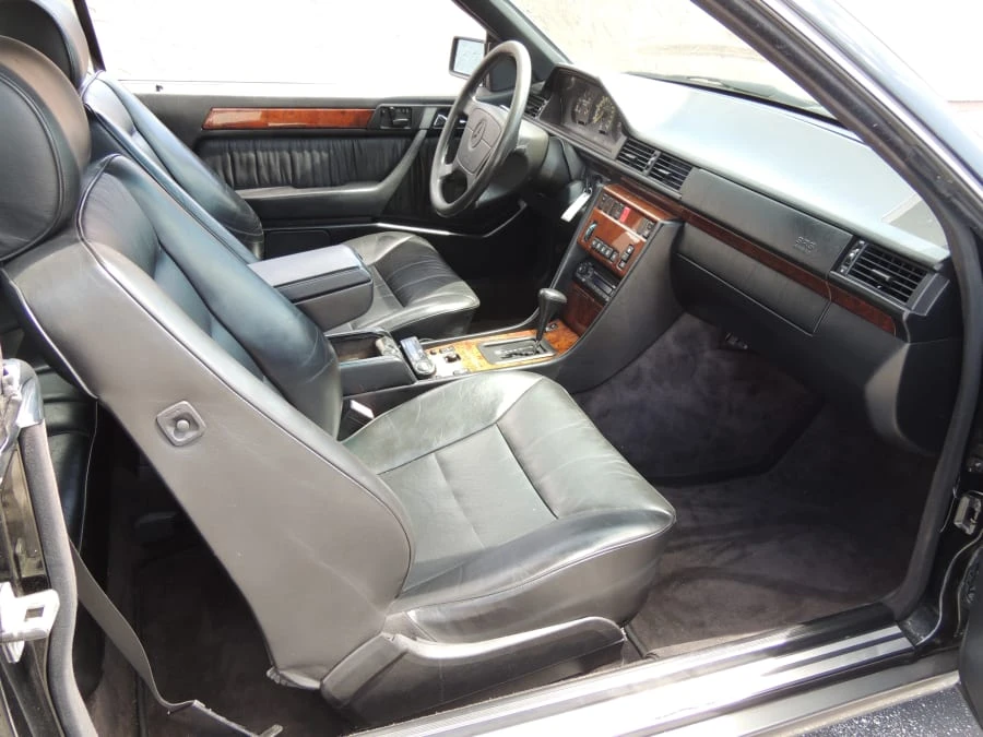 1995 Mercedes-Benz W124 E-Class - Image 4 of 12
