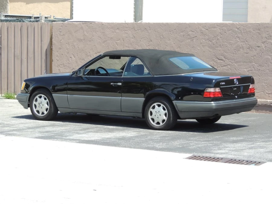 1995 Mercedes-Benz W124 E-Class - Image 3 of 12