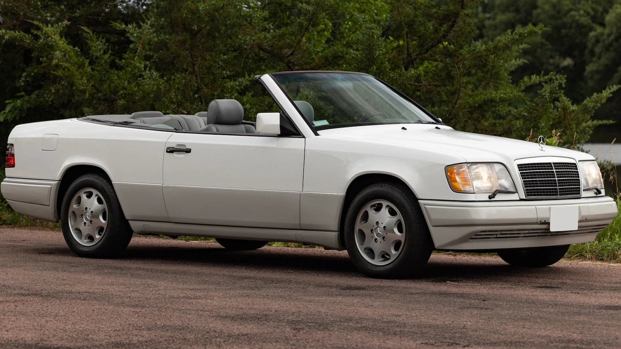 1995 Mercedes-Benz W124 E-Class - Image 16 of 20