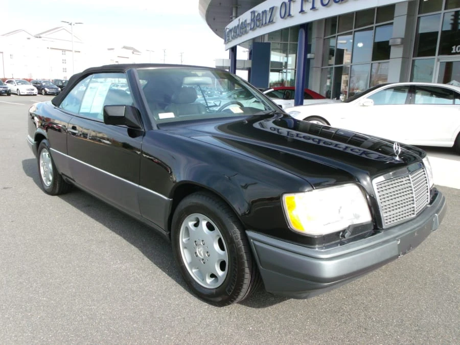 1995 Mercedes-Benz W124 E-Class - Image 2 of 7