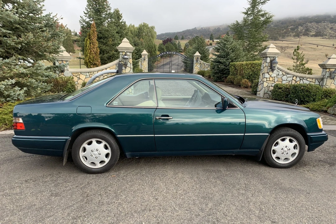 1995 Mercedes-Benz W124 E-Class - Image 6 of 31