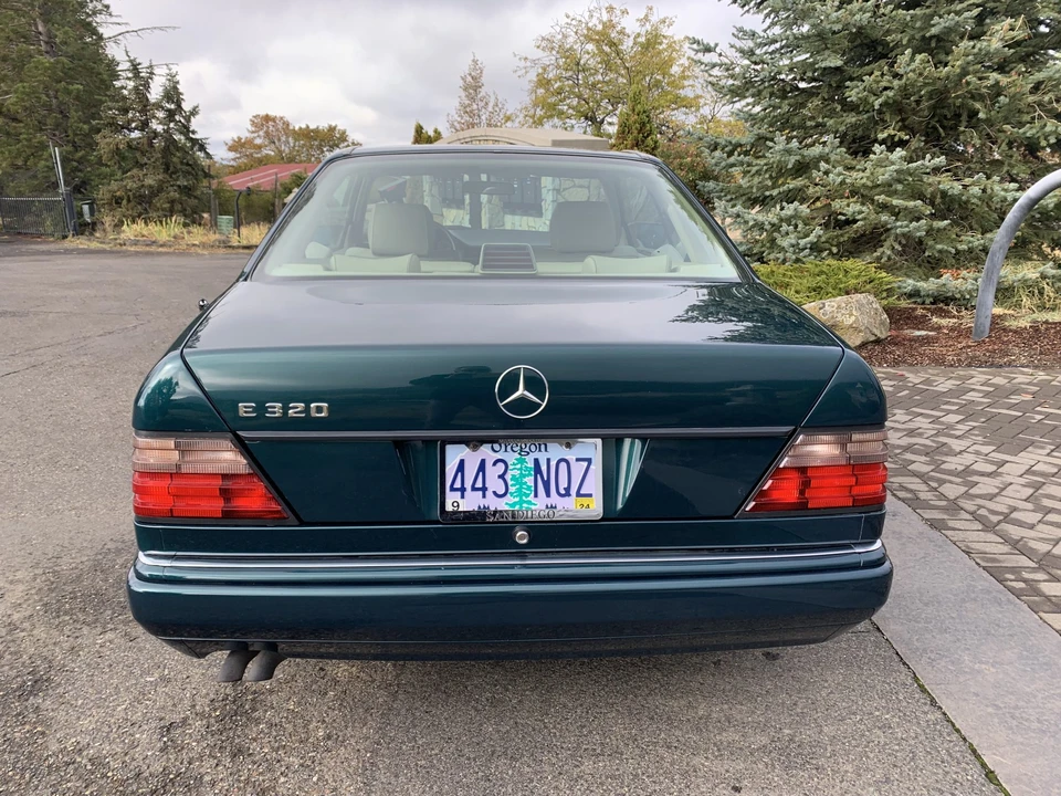 1995 Mercedes-Benz W124 E-Class - Image 5 of 31