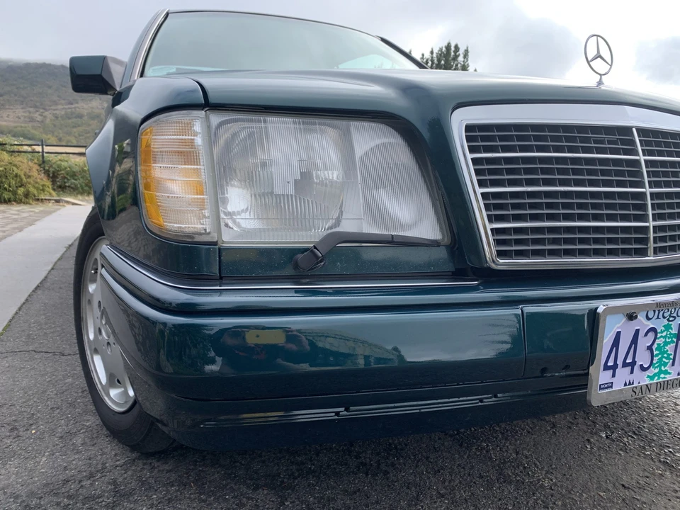 1995 Mercedes-Benz W124 E-Class - Image 11 of 31