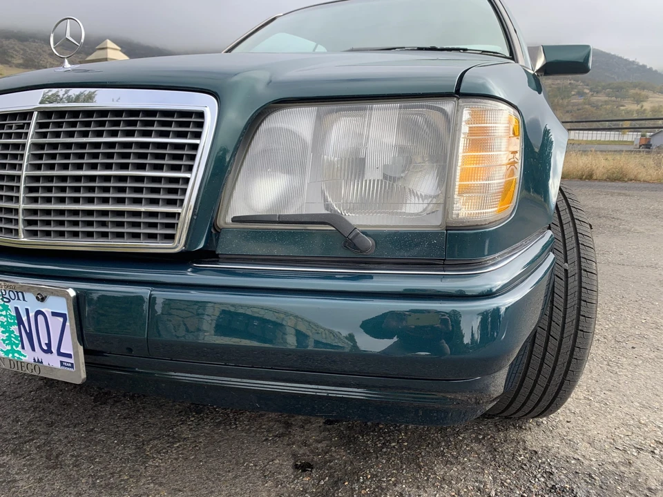 1995 Mercedes-Benz W124 E-Class - Image 12 of 31