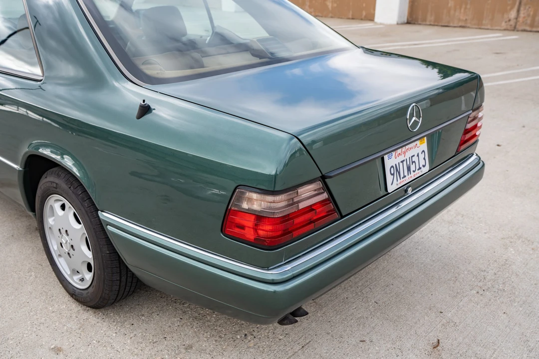 1995 Mercedes-Benz W124 E-Class - Image 18 of 31