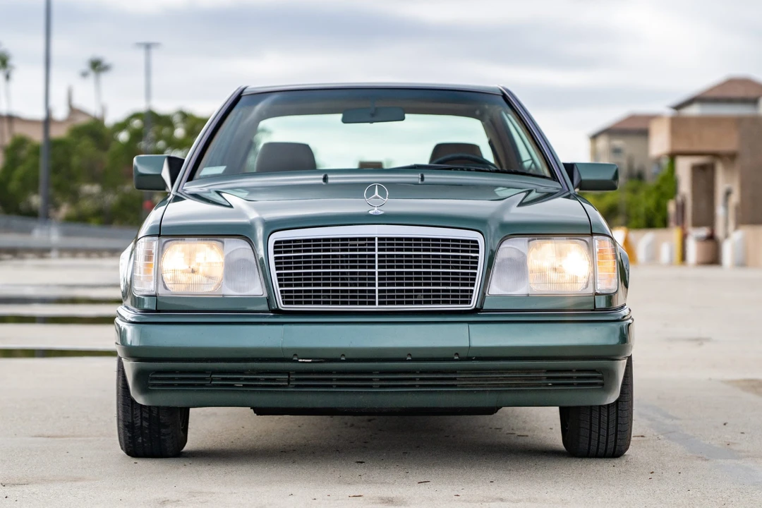 1995 Mercedes-Benz W124 E-Class - Image 3 of 31