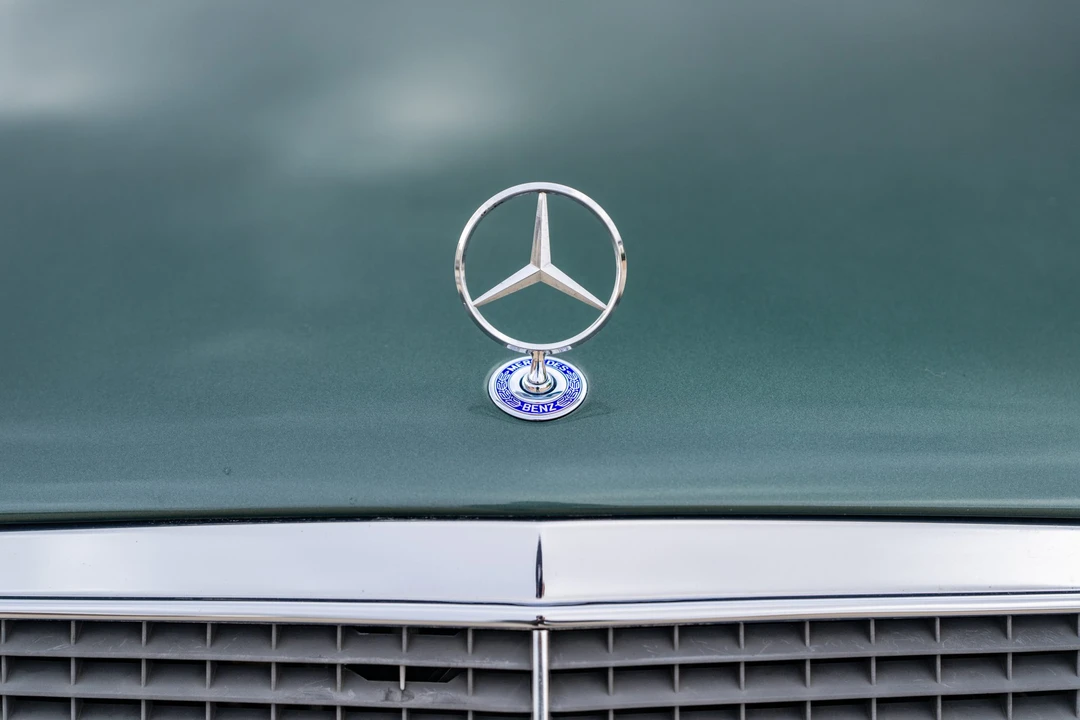 1995 Mercedes-Benz W124 E-Class - Image 14 of 31