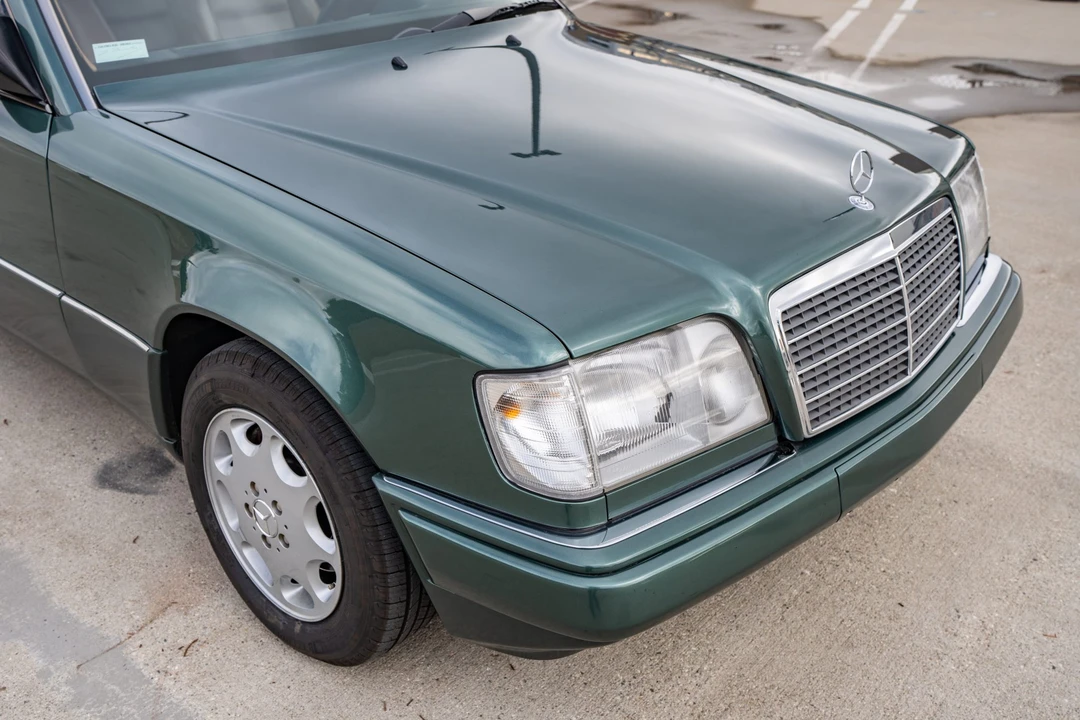 1995 Mercedes-Benz W124 E-Class - Image 11 of 31