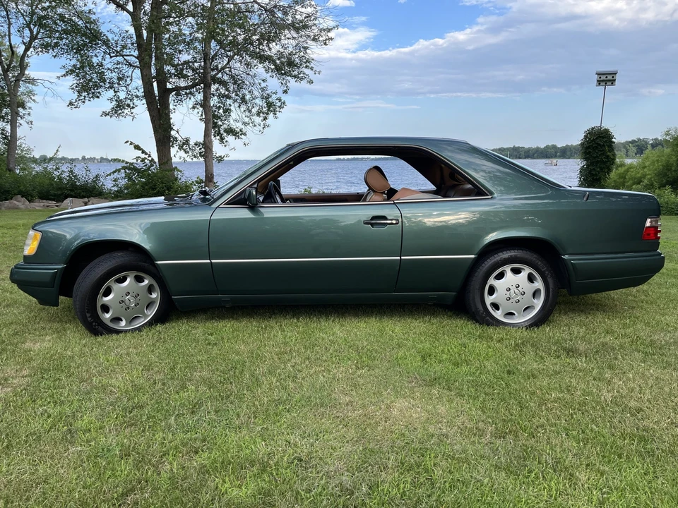 1995 Mercedes-Benz W124 E-Class - Image 7 of 31