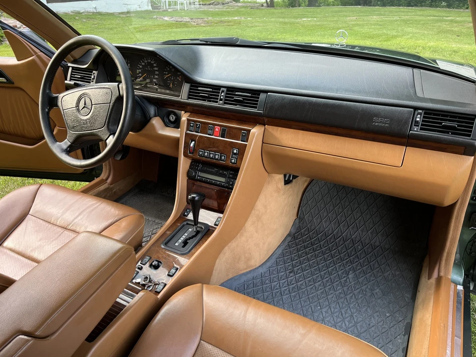 1995 Mercedes-Benz W124 E-Class - Image 28 of 31