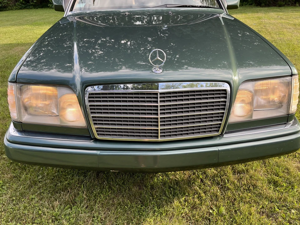 1995 Mercedes-Benz W124 E-Class - Image 12 of 31