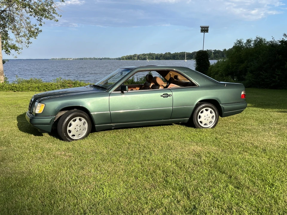 1995 Mercedes-Benz W124 E-Class - Image 8 of 31