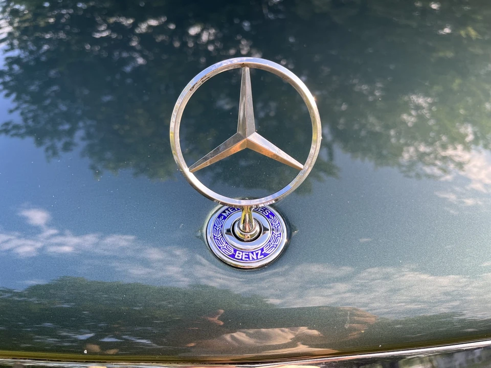 1995 Mercedes-Benz W124 E-Class - Image 17 of 31