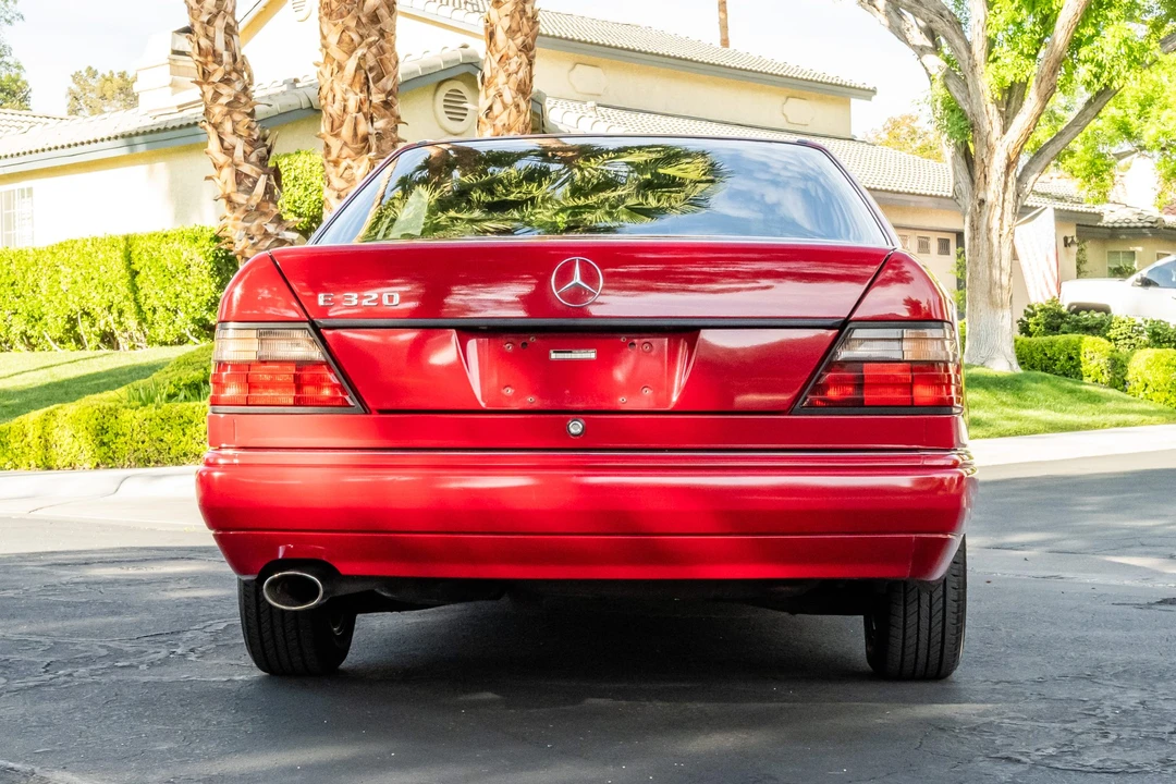 1995 Mercedes-Benz W124 E-Class - Image 7 of 31