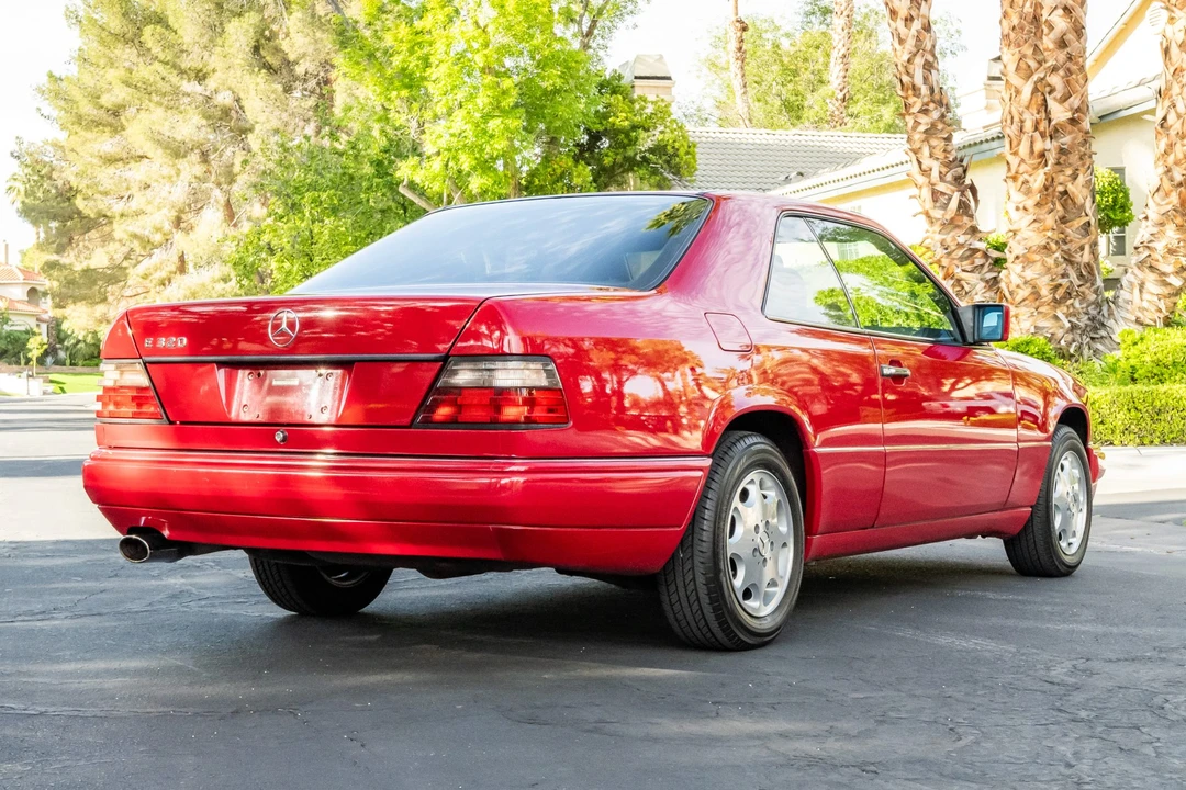 1995 Mercedes-Benz W124 E-Class - Image 9 of 31